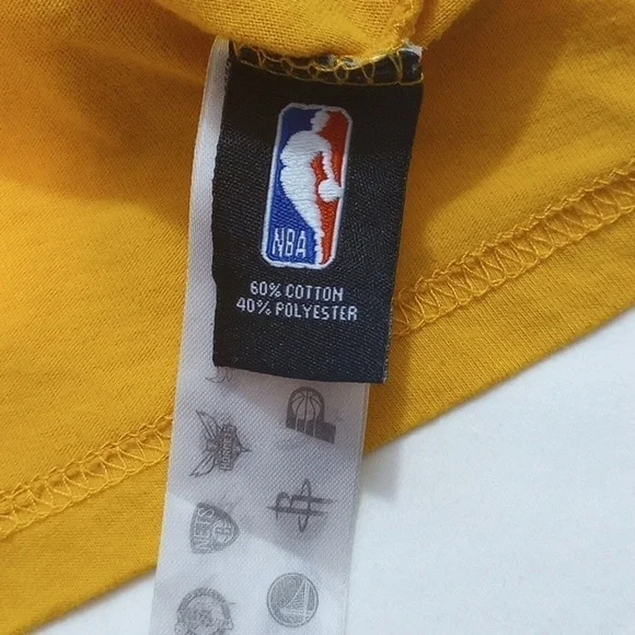 NBA Mens T-shirt Sz S Donovan Mitchell Utah Jazz Yellow Basketball Sports Sporty - Picture 4 of 6